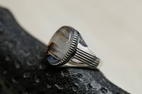 خاتم فضة بعقيق يمني مشجر B-04