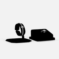 ‎ طقم نسائي أنيق بلون فضي