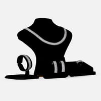 ‎ طقم نسائي جذاب باللون الفضي