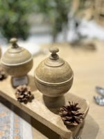 علبة خشبية بغطاء