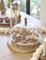 صينية تقديم بغطاء زجاج