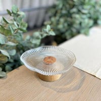 استاند تقديم زجاج