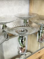 استاند تقديم زجاج