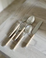 أدوات المائدة