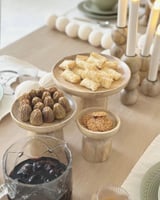 استاند تقديم خشبي