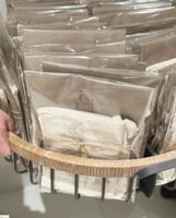 توزيعات سجادة بحقيبة وغلاف مصحف