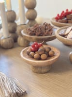 استاند تقديم خشبي