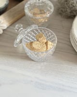 تقديمات زجاج