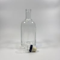 قارورة زجاج شفاف عالي الجودة و قاعدة سميكة 200 مل