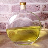 قارورة زجاج شفاف 250 مل حبه واحدة