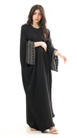 عباية باكمام مطرزة قابلة للطي