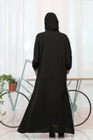 عباية مزينه بشك والاكمام باللون الوردي الغامق