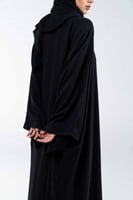 عباية طقطق بقصة منحنية