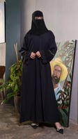 عباية سوداء باكمام طبقات