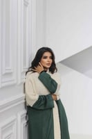 جاكيت بخامتين زيتي وبيج