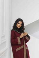 جاكيت عنابي بقبعه