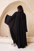 عباية كلوش باكمام واسعة