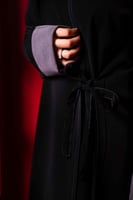 عباية كم شامواه و رباط على الخصر