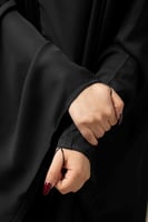 عباية رأس بخيط على الاصبع