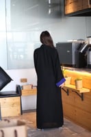 عبايه بجيوب واكمام نيلي