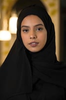 طرحة سوداء بطقطق