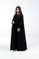 عباية سوداء بخطوط من نفس الخامة