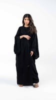 عباية مطرزة بتشجير اسود
