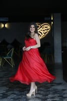 فستان سهره أحمر