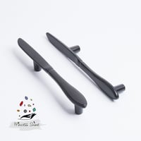 471 - مقبض بشكل سكين لون ( أسود ) - قطعتين