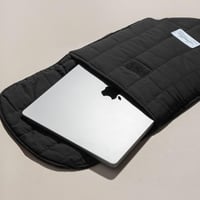 the limitless pouch - black