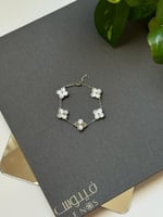 اسورة فان كليف