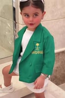 جاكت الاخضر بشكل انيق