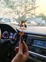 تعليقة ماسكين يد بعض وكسرة العود