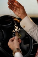 تعليقة حرف واسم مع استودعتك الله بالعود الموروكي