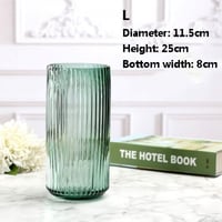 فازة ورد زجاجية أنيقة