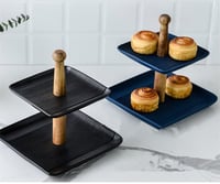 صينية تقديم طابقين بلون أسود