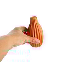 فازة سيراميك صغيرة