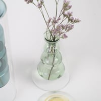 فازة زجاج مدبول