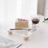 لوح تقديم بقاعدة خشبية