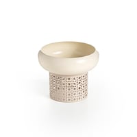 علبة حديد مرتفعة مع غطاء