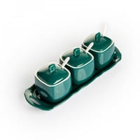 علب بهارات وسكريات