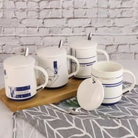 كوب مع غطاء