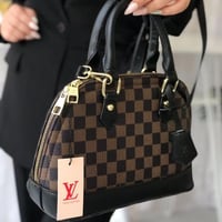 اسود