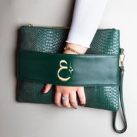 شنط يد باوتش جلد التمساح الصناعي - متعددة الألوان...