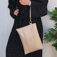 شنط باوتش نسائي