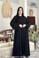 عباية سوداء مطرزة دبل كلوش