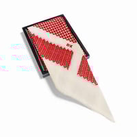 شماغ DX احمر في بيج