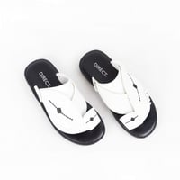 حذاء شرقي مطرز