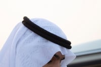 عرض غترتين VAMBURG