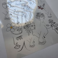 رسوم خطية أسود ملون من 5 سم الى 8 سم